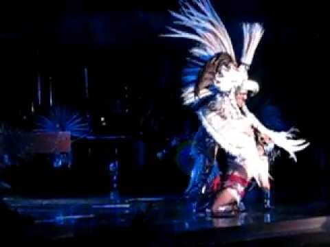 Dance Honoring Aztec Earth Goddess Tonantzin - Apariciones de la Virgen de Guadalupe