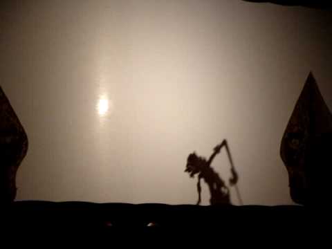 Mahabharata Performance: Wayang Kulit Jawa: Arjuna Slays a Giant