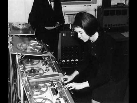 Delia Derbyshire/Blue Veils and Golden Sand