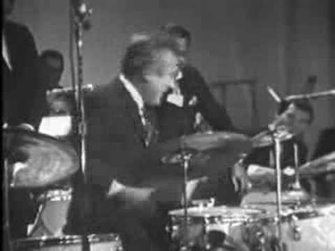 Gene Krupa &amp; Buddy Rich Famous Drum Battle