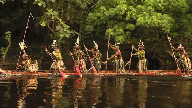 Papua New Guinea, canoe ceremony