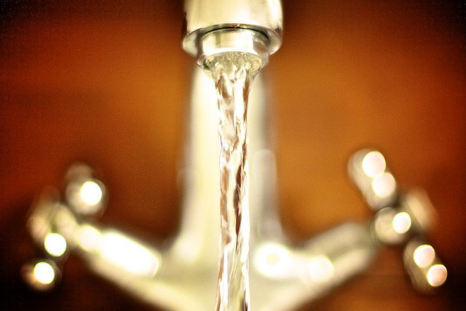 fluoridated water, dangers to health